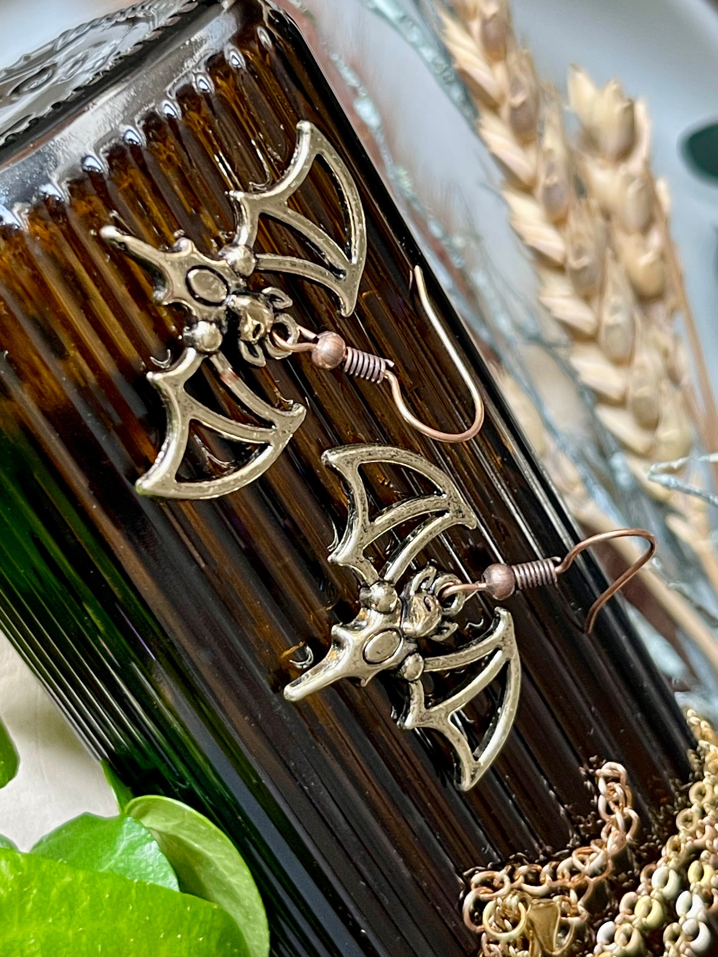 Ohrringe "Fledermaus" • Bronze I Gold