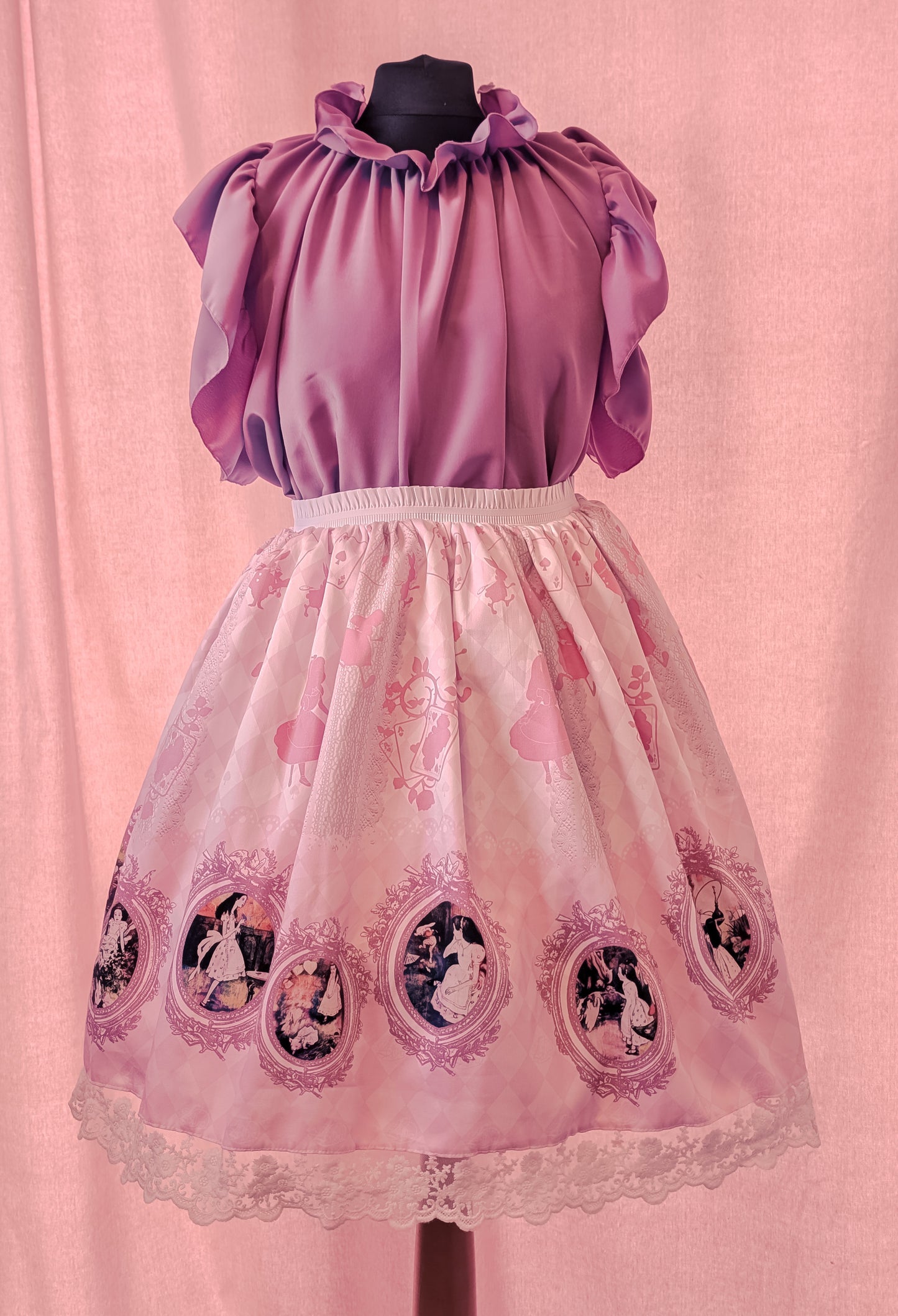 Rock "Alice in Pink"