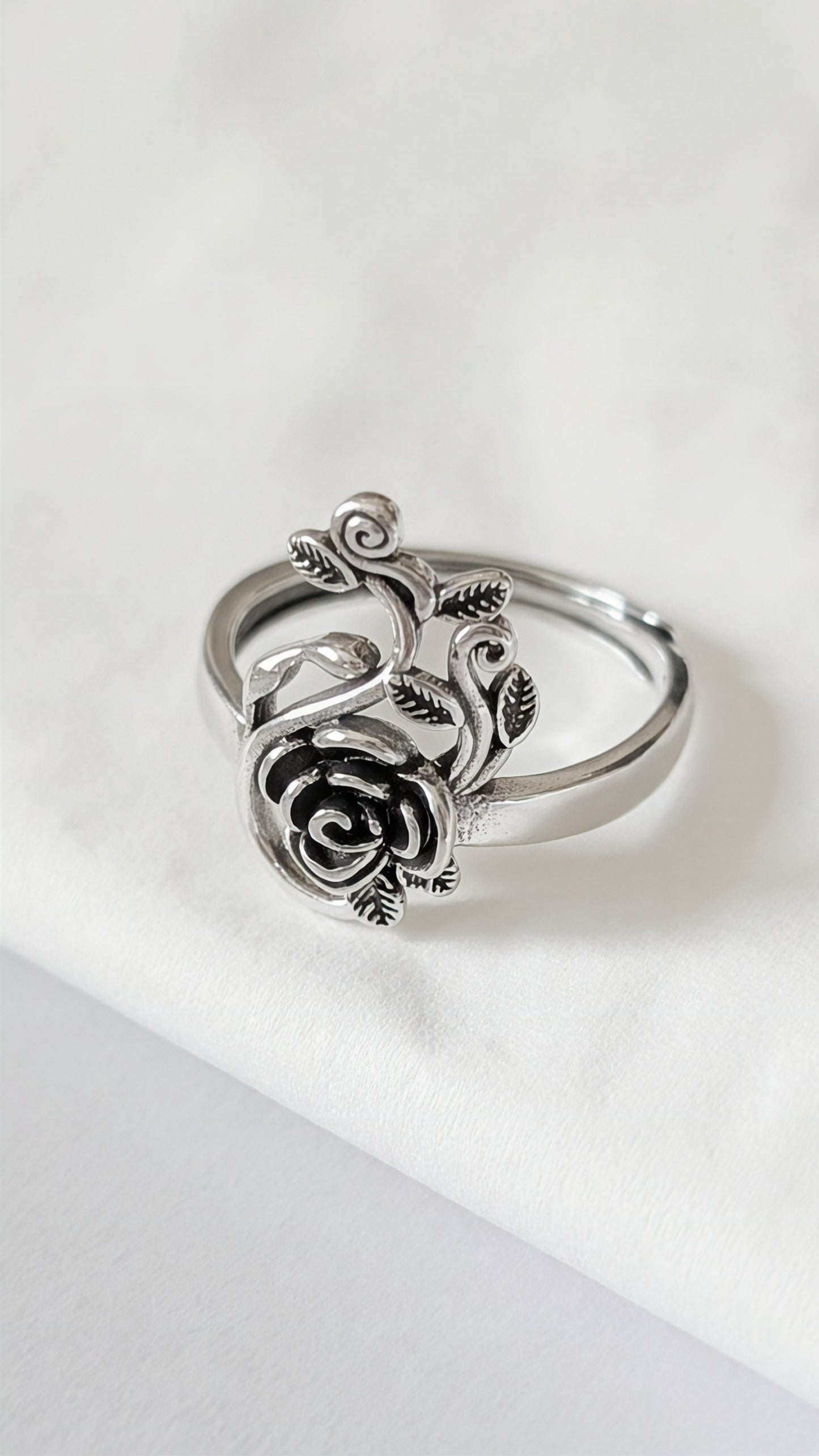 Ring "Nachtrose" • Größenverstellbar