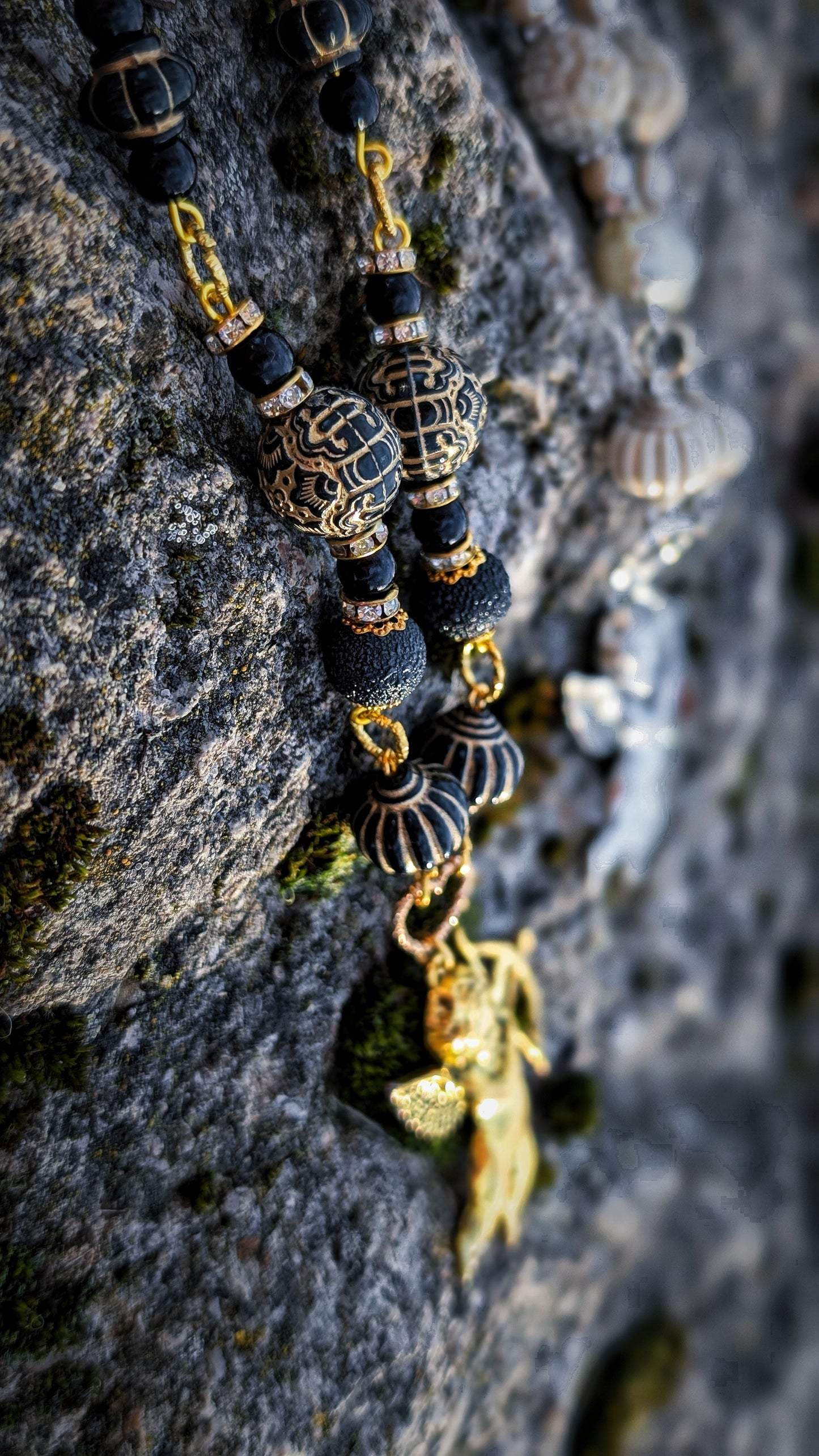 Kette "Armors Pfeil" • Schwarz • Weiß