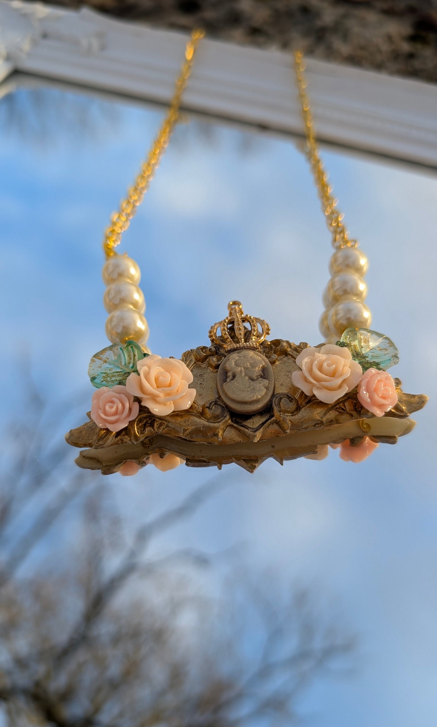 Collier "Rosenkönigin" • Schwarz • Rosa • Creme • Mint