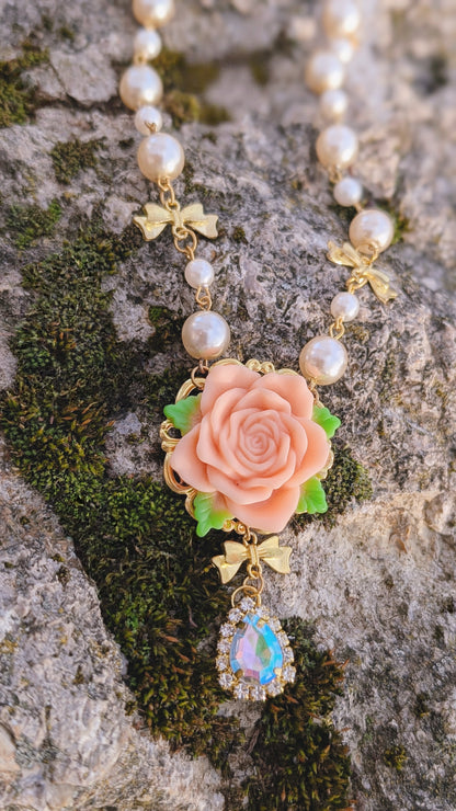 Kette "Die ewige Rose" • Rot • Pink • Rosa • Altrosa • Apricot • Blau • Mint • Schwarz• Weiß