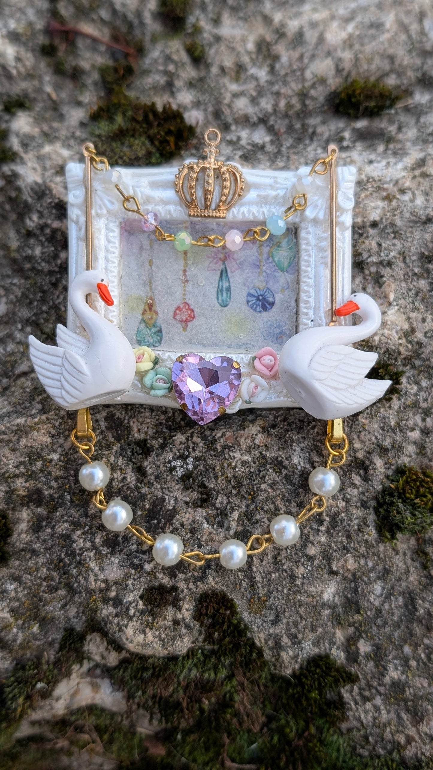 Brosche "Schwäne" • weiß • schwarz/weiß