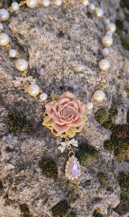 Kette "Die ewige Rose" • Rot • Pink • Rosa • Altrosa • Apricot • Blau • Mint • Schwarz• Weiß