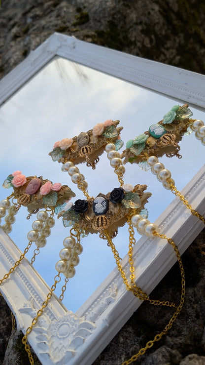 Collier "Rosenkönigin" • Schwarz • Rosa • Creme • Mint