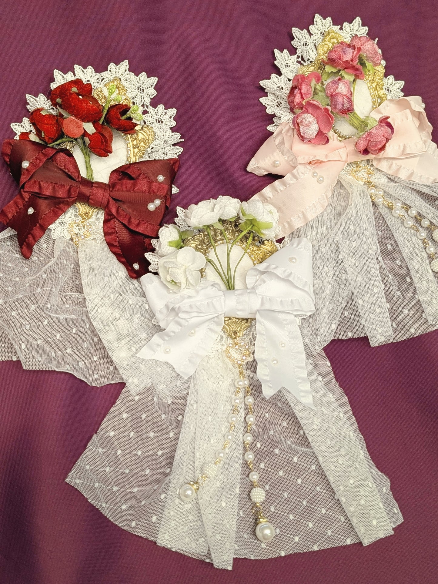 Blütenschleier Brosche/Spange • Weiß • Rosa • Rot