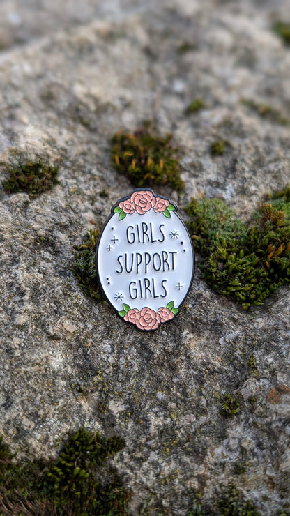 Pin "Girls support Girls"