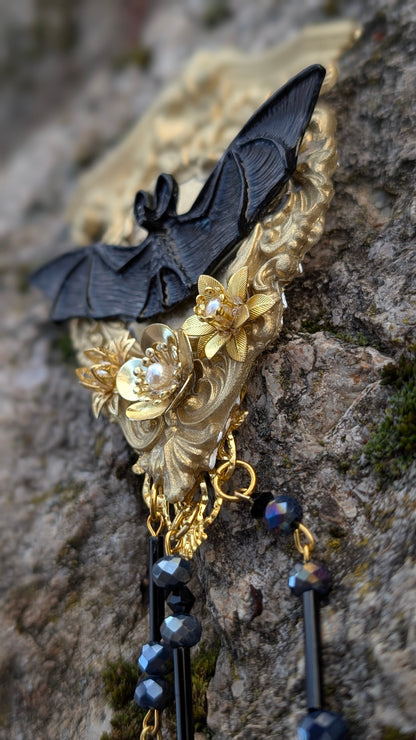 Brosche "Geflügelte Nacht"