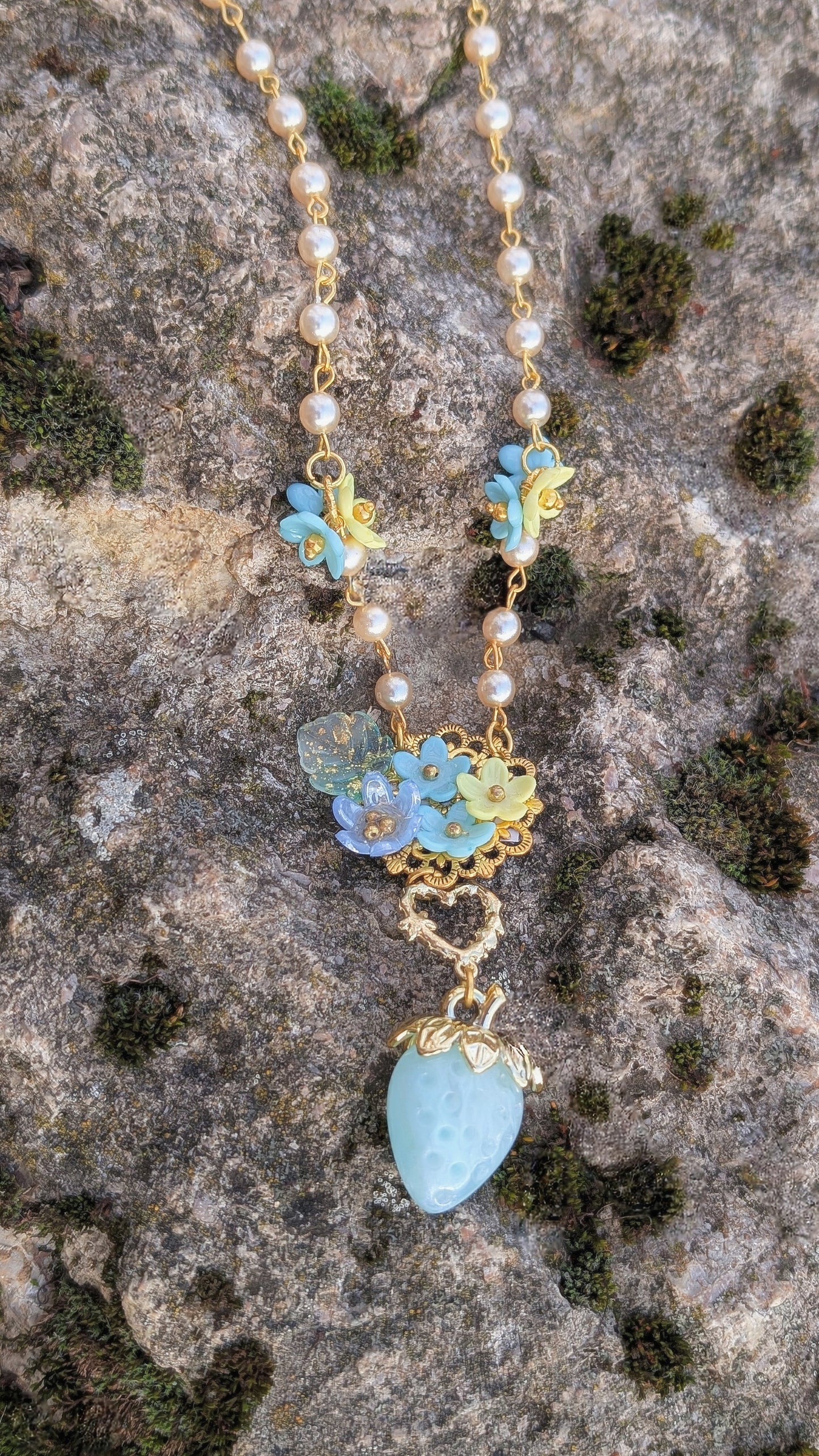 Kette "Früchte des Sommers" • Blau • Rot • Blassblau • Rosa • Apricot